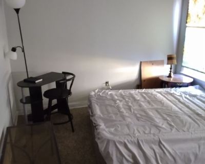 Free rent for 1 person in exchange for ride to work and picked up.