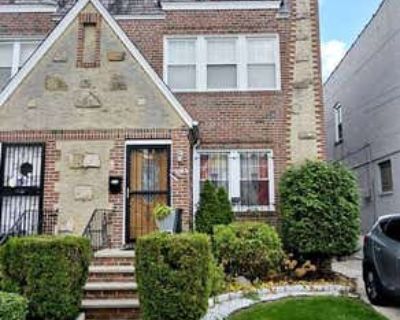 3 Bedroom 3BA 1600 ft Single Family Home For Sale in ST. ALBANS, NY