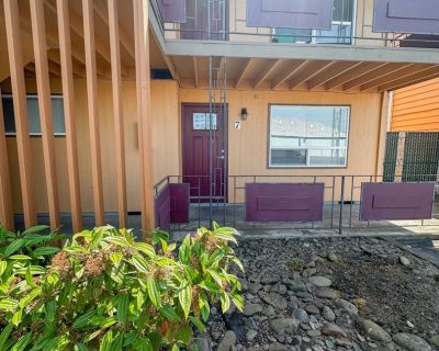 2 Bedroom 1BA 725 ft Apartment For Rent in Salem, OR