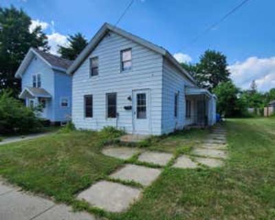 3 Bedroom 2BA 1249 ft Single Family Home For Sale in GLENS FALLS, NY