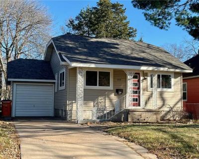 1 Bedroom 1BA 672 ft Single Family Home For Sale in EAU CLAIRE, WI