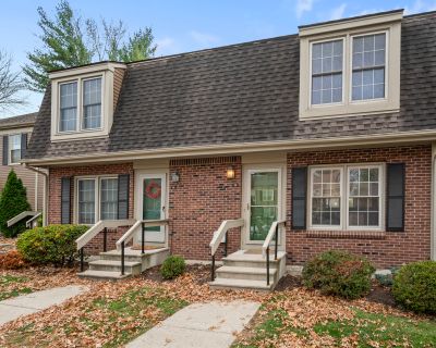 3 Bedroom 1BA 1224 ft Condo For Rent in Glastonbury, CT