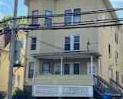 2 Bedroom 1BA 1240 ft² House For Rent in Shelton, CT 32 Kneen St unit 2