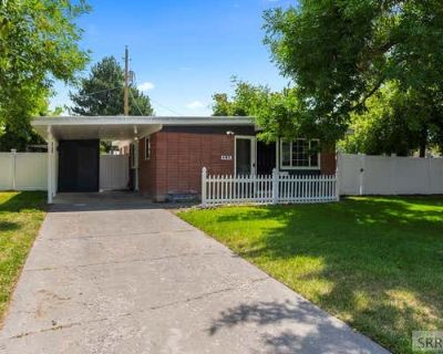 4 Bedroom 2BA 1850 ft Single Family Home For Sale in IDAHO FALLS, ID