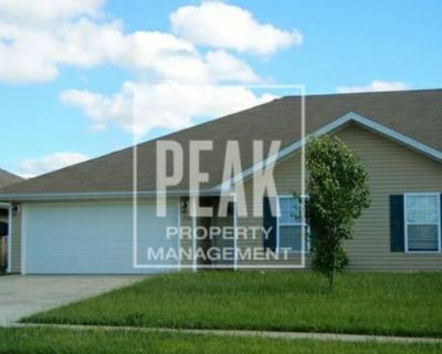 3 Bedroom 2BA 1428 ft Pet-Friendly House For Rent in Springfield, MO