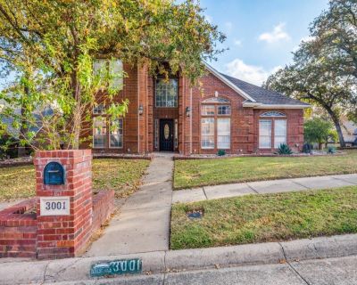 4 Bedroom 3BA 4099 ft Single Family House For Sale in Arlington, TX