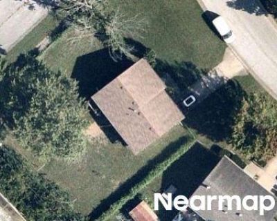 3 Bed 2 Bath Preforeclosure Property in Kansas City, MO 64138 - E 93rd Ter