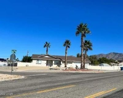 3 Bedroom 2BA 1655 ft Apartment For Rent in Lake Havasu City, AZ