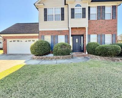 3 Bedroom 2.5BA 1632 ft Pet-Friendly Apartment For Rent in Indian Trail, NC