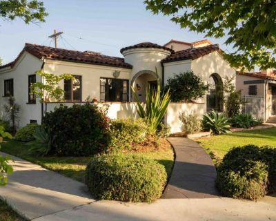 2 Bedroom 1BA 1336 ft Single Family House For Sale in Los Angeles, CA