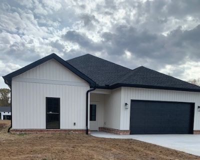 3 Bedroom 1BA 1650 ft Apartment For Rent in Normandy, TN