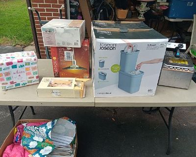 573 Old State Rd, Royersford, PA. Clothing, furniture