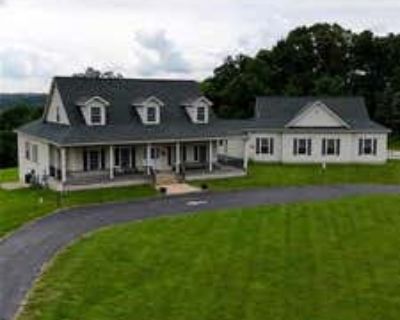 6 Bedroom 5000 ft Single Family Home For Sale in LABADIE, MO