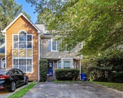 5196 Laurel Bridge Ct SE. Check out this clean and conveniently located townhouse in the heart of Smyrna, offering the perfect blend of comfort and convenience. With quick access to I-285 and the East-West Connector, you'll be just minutes from The Battery and Braves Stadium, Cumberland Mall, Downtown Smyrna, Vinings, shopping, dining, and public transportation. The home features a fantastic ro...