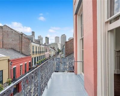 St Peter St Unit H, New Orleans, Flat For Rent