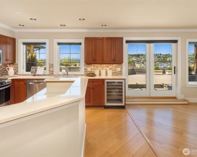 3 Bedroom 2BA 1960 ft House For Rent in Seattle, WA