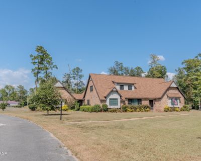 4 Bedroom 3BA 4151 ft Single Family Home For Sale in Graceville, FL