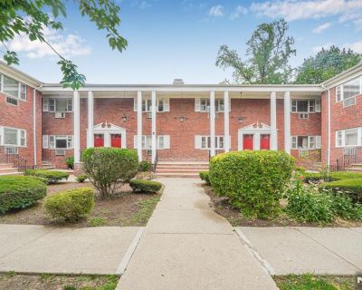 1 Bedroom 1BA Single Family House For Rent in Nutley, NJ