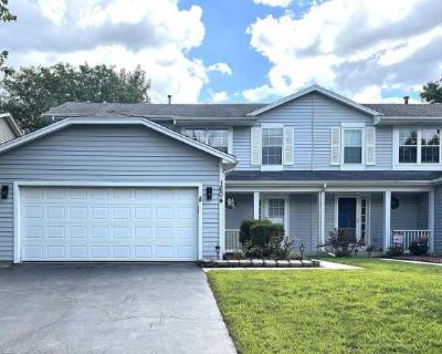 1604 ESTATE Circle. Prominent history, arts & culture galore, and vibrant life can all be found in Naperville. Patio / balcony Dishwasher Garage Fireplace Microwave Carpet Unit Amenities carpet dishwasher fireplace microwave patio / balcony range refrigerator Property Amenities parking garage. 3 Bedroom. 2 Bathroom. 1662 ft
