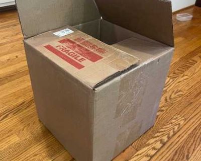 Free Moving Boxes with Styrofoam