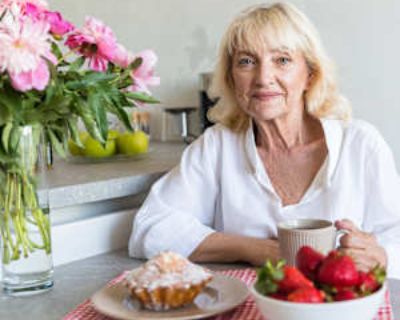 Francis, 75 years, Female. Looking in: Chapel Hill, Orange County, NC