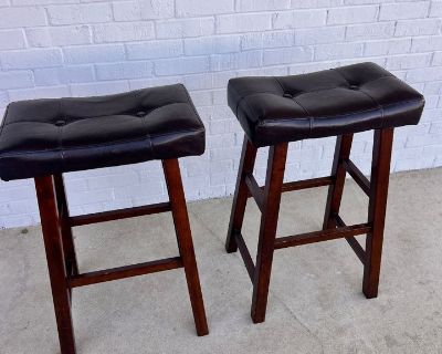 Both included Brown leather seat 79 x 36 36 H . MESSAGE to arrange pick up time.