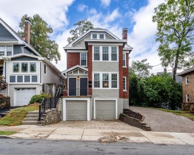 1 Bedroom 3007 ft Studio For Sale in Cincinnati, OH