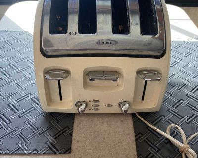 Four piece toaster