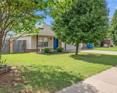 3 Bedroom 2BA 1157 ft Single Family Home For Sale in BENTONVILLE, AR