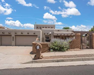 4 Bedroom 3BA 2620 ft Single Family Home For Sale in ALBUQUERQUE, NM