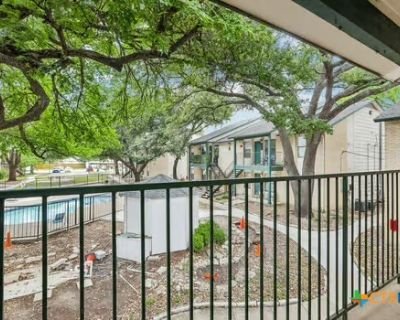 1 Bedroom 1BA 441 ft Condo For Sale in San Marcos, TX