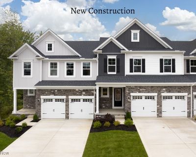 3 Bedroom 2BA 2093 ft Townhouse For Sale in Broadview Heights, OH