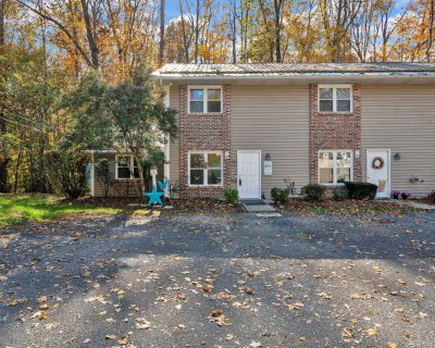 3 Bedroom 2BA 1248 ft Condo For Sale in Jonesborough, TN