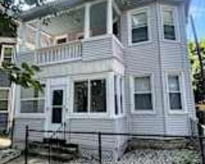 3 Bedroom 1BA 2874 ft² House For Rent in New Haven, CT 42 Bassett St