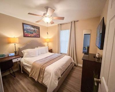 Available on: now. Furnished. Parking available * Internet included * Students welcome * 40+ years welcome Maria will require background checks for this room Learn more. Queen guest room #2 is situated at the front of the home with a shared guest bathroom conveniently located right in the hallway outside the bedroom door. The bedroom window faces the side yard (East) so it receives morning suns...