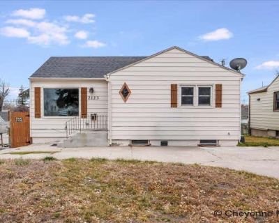 3 Bedroom 2BA 1854 ft Single Family Home For Sale in CHEYENNE, WY