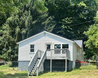 3 Bedroom 1BA 1044 ft Single Family Home For Sale in LEWISTOWN, PA