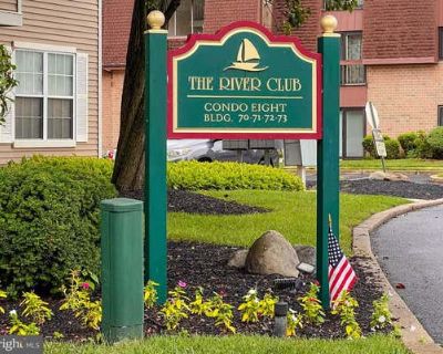 2 Bedroom 2BA 1348 ft Condominium For Sale in PHILADELPHIA, PA