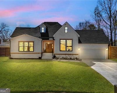 5 Bedroom 4BA 3200 ft Single Family Home For Sale in ATLANTA, GA
