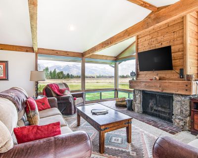 3 Bedroom 2 baths No pets 4.61 54 reviews What our guests are saying... AI-generated...