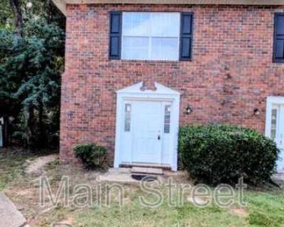 2 Bedroom 2BA 1088 ft Pet-Friendly Apartment For Rent in Pensacola, FL