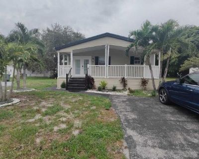 3 Bedroom 2BA 1680 ft Mobile Home For Rent in Boynton Beach, FL