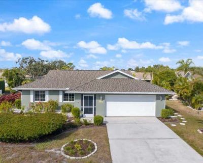 2 Bedroom 2BA 1116 ft Single Family Home For Sale in VENICE, FL