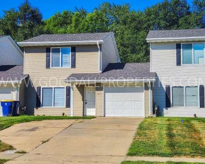 3 Bedroom 1.5BA 1104 ft Pet-Friendly Apartment For Rent in Van Meter, IA