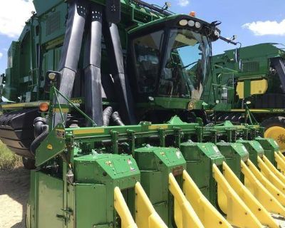 2017 John Deere CP690
