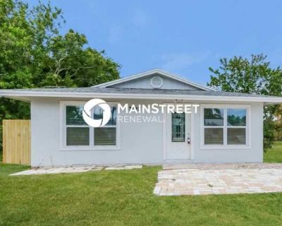 3299 Southeast Garden Street. image_url. Patio / balcony Pet friendly Pool Microwave Refrigerator Unit Amenities microwave patio / balcony refrigerator Property Amenities cats allowed dogs allowed pet friendly pool. Pets allowed. 3 Bedroom. 2 Bathroom. 1360 ft