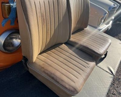 Vw bus early bay Original nice front seats Pair