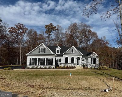 4 Bedroom 3BA 4275 ft Single Family House For Sale in La Plata, MD