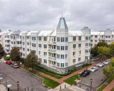 2 Bedroom 2BA 1200 ft Condo For Rent in Jersey City, NJ