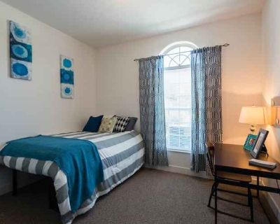 4X4 - Private Room (4 bed 4 bath) - F (Has an Apartment). Room in the 1 Bedroom 1BA Apartment...